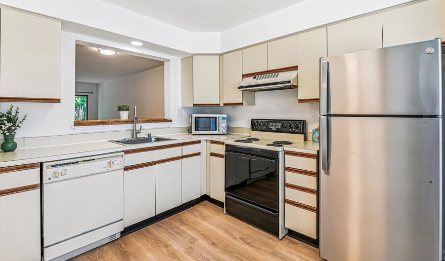 988 BREAKWATER Dr, Annapolis, MD 21403 - 3 Beds, 3 Bath