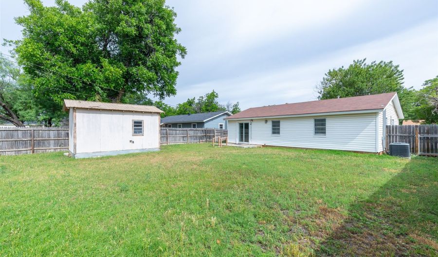 2125 S 35th St, Abilene, TX 79605 - 3 Beds, 1 Bath
