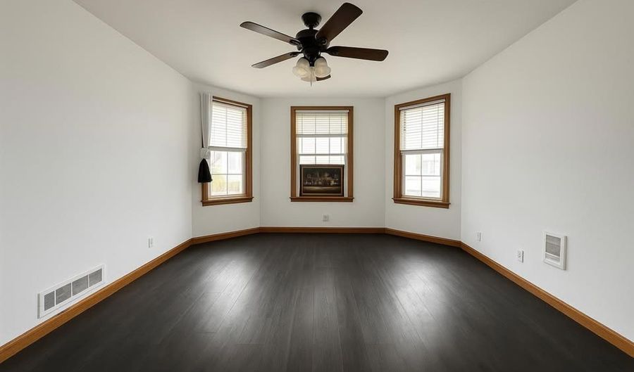 79 W 16TH St 1, Bayonne, NJ 07002 - 3 Beds, 1 Bath