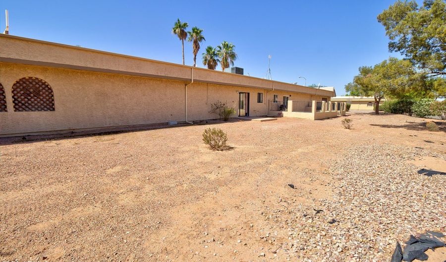 1945 S CLUBHOUSE Dr, Casa Grande, AZ 85194 - 2 Beds, 2 Bath