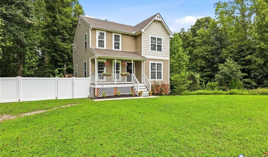 104 Pleasant Grove Ct, Aylett, VA 23009 - 3 Beds, 3 Bath