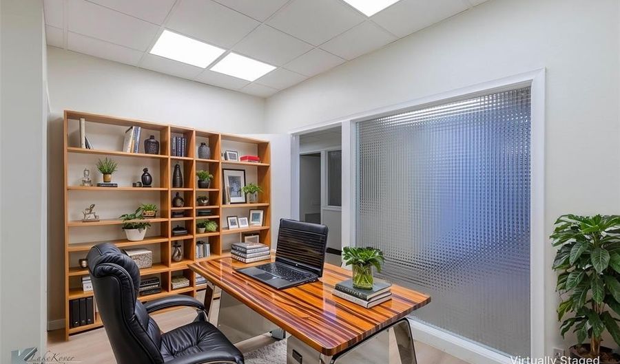 317 N Willis St Suite 2, Abilene, TX 79603 - 0 Beds, 0 Bath
