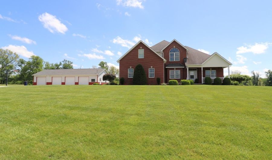 1171 Legacy Ln, Batesville, IN 47006 - 4 Beds, 4 Bath