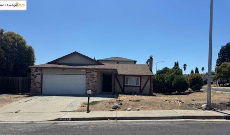 3323 Blythe Dr, Antioch, CA 94509 - 4 Beds, 2 Bath