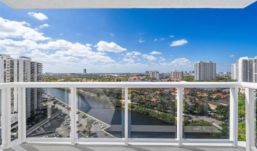 20505 E Country Club Dr 1938, Aventura, FL 33180 - 2 Beds, 2 Bath