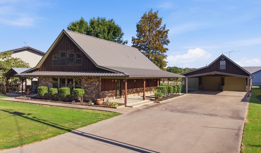 271 County Road 1559, Alba, TX 75410 - 3 Beds, 3 Bath
