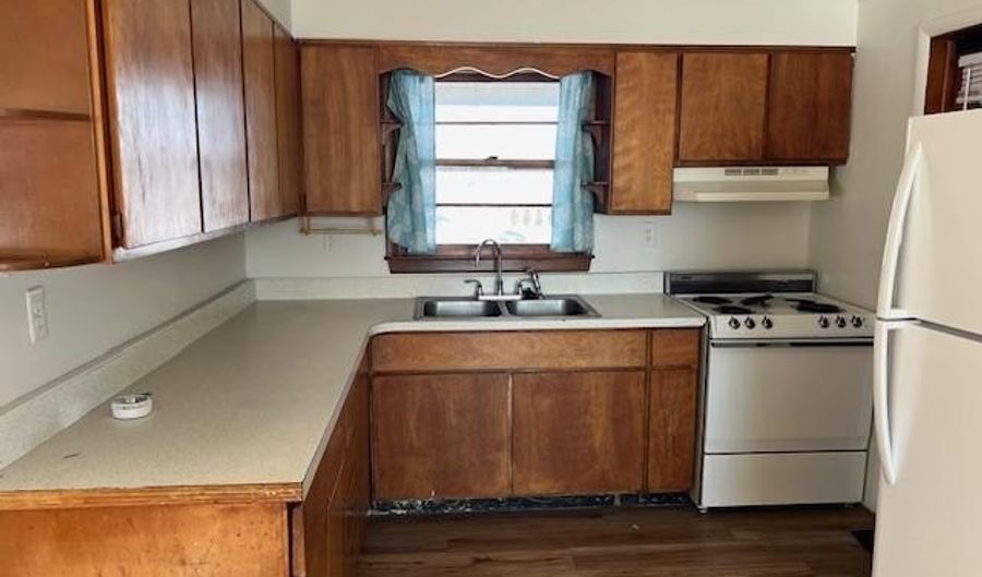 6000 W Beecher Apt B, Clayton, MI 49235 - 2 Beds, 1 Bath