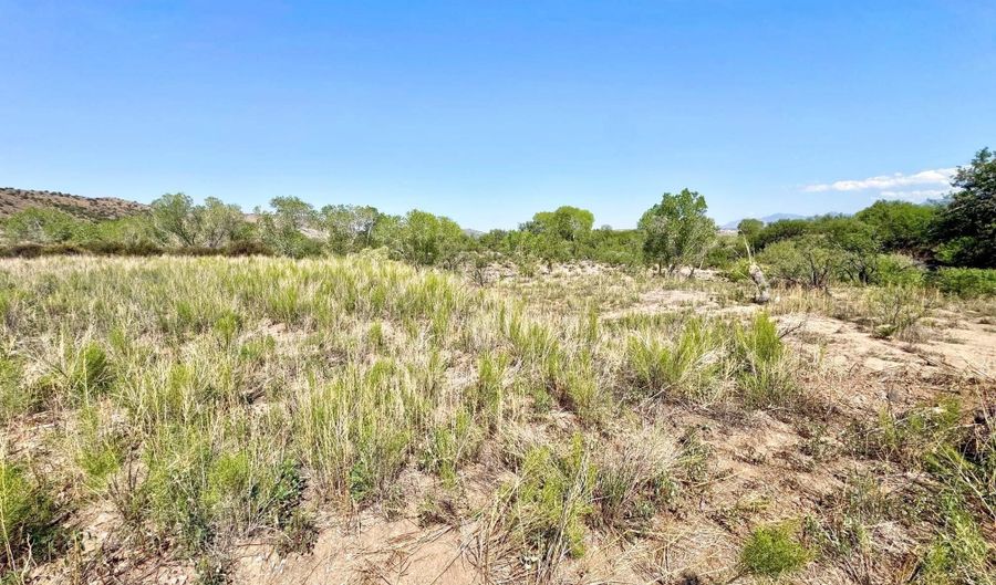 20 RT Dr, Buckhorn, NM 88025 - 3 Beds, 2 Bath