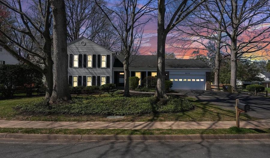5112 BRADFIELD Dr, Annandale, VA 22003 - 4 Beds, 2 Bath