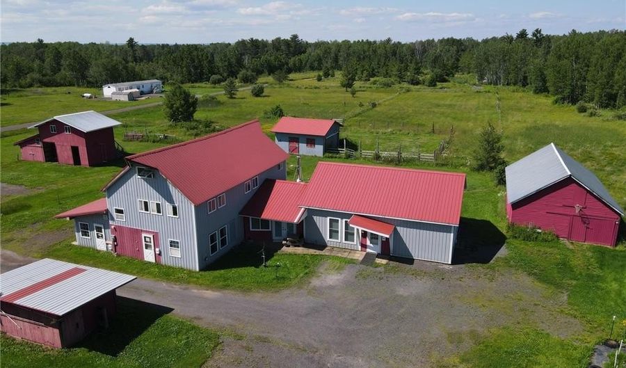 3968 S Roys Land Rd, Superior, WI 54880 - 5 Beds, 4 Bath