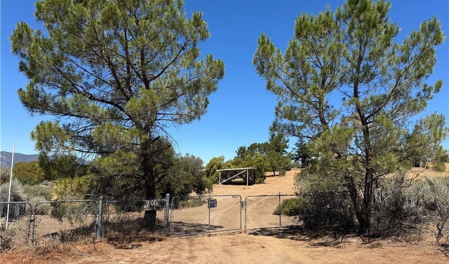 37065 Bonita Vista Rd, Anza, CA 92539 - 5 Beds, 2 Bath