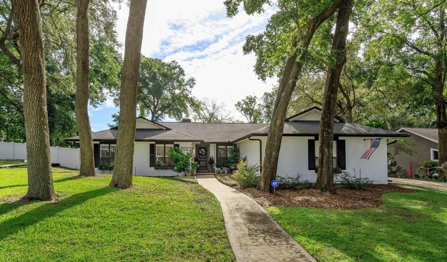 2023 TOURNAMENT Dr, Apopka, FL 32712 - 3 Beds, 2 Bath