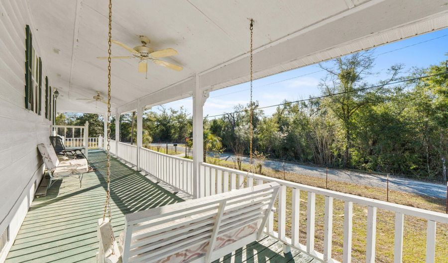 2686 Mona Ln, Alford, FL 32420 - 3 Beds, 2 Bath