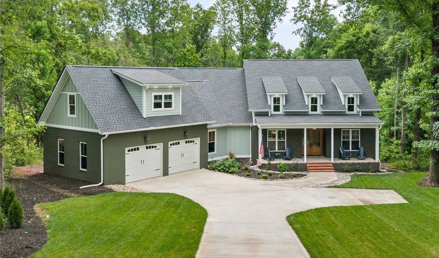105 Chasewater Dr, Anderson, SC 29621 - 4 Beds, 4 Bath