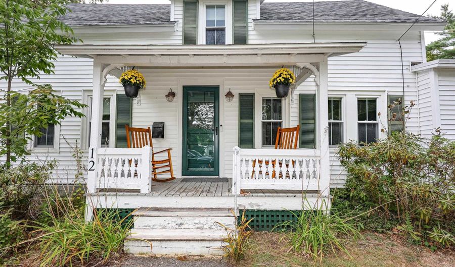 12 Fisk Rd, Concord, NH 03301 - 2 Beds, 2 Bath