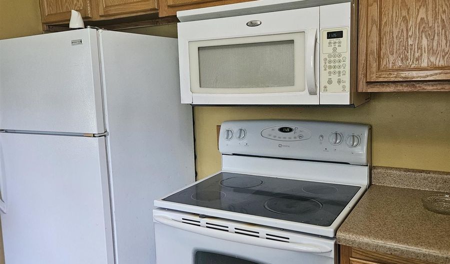 614 Bell Ct, Algona, IA 50511 - 3 Beds, 2 Bath