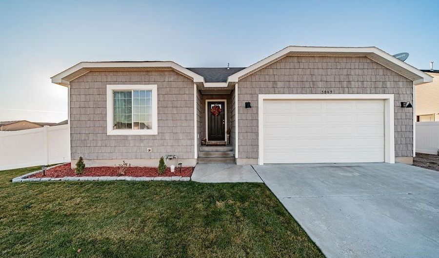 5089 Camden, Chubbuck, ID 83202 - 5 Beds, 3 Bath