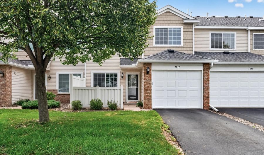 7047 139th Ave NW, Anoka, MN 55303 - 2 Beds, 2 Bath