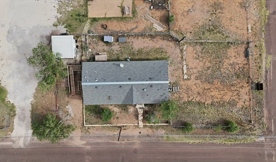 604 E Ave F, Alpine, TX 79830 - 3 Beds, 2 Bath