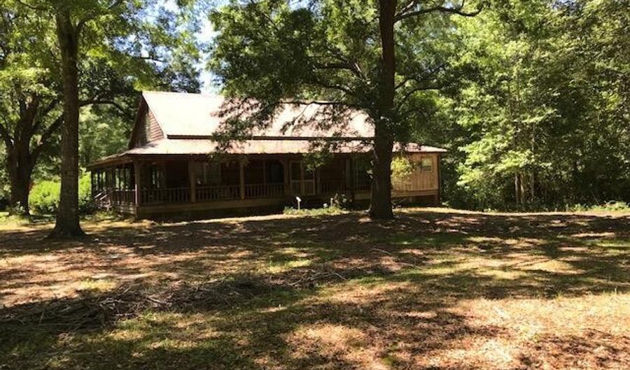 13600 Country Trl, Vancleave, MS 39565 - 4 Beds, 5 Bath