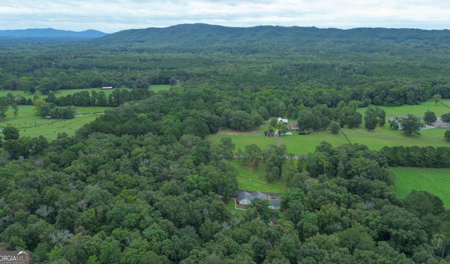 1307 Floyd Spgs, Armuchee, GA 30105 - 4 Beds, 3 Bath