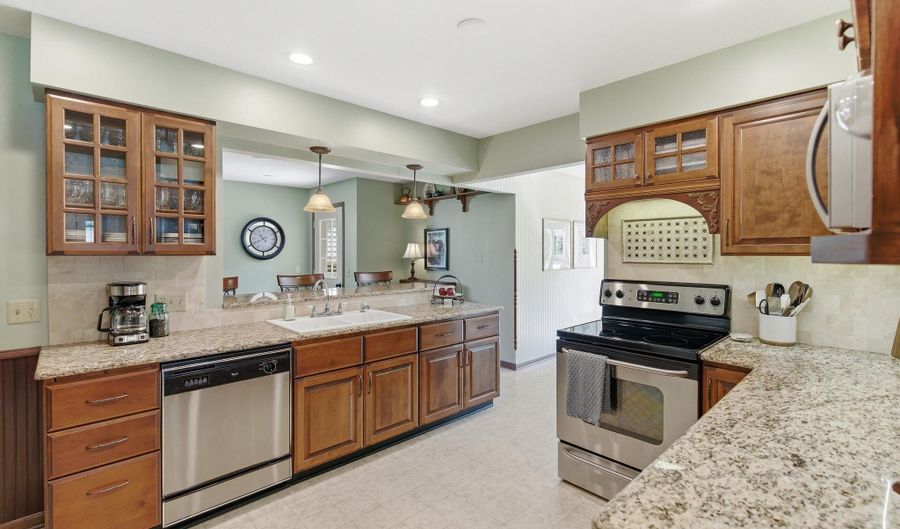 220 N Street E, Amboy, MN 56010 - 4 Beds, 2 Bath