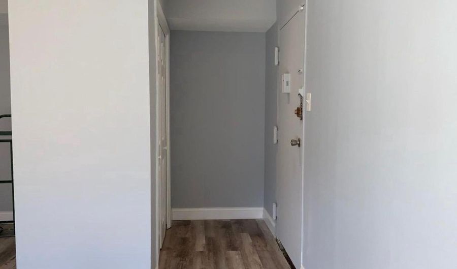 5200 NEWTON St T-1, Bladensburg, MD 20710 - 2 Beds, 1 Bath