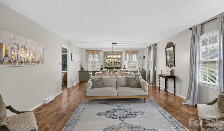 140 Raintree Rd, Advance, NC 27006 - 4 Beds, 4 Bath