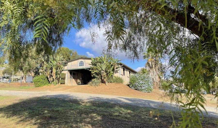 2357 Via Monserate, Fallbrook, CA 92084 - 2 Beds, 1 Bath