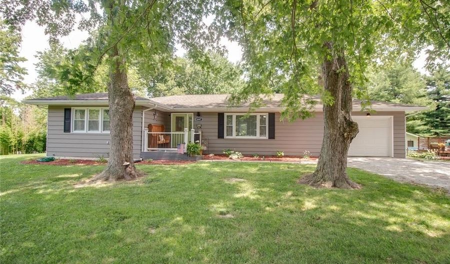 6607 Wenzel Rd, Alton, IL 62002 - 3 Beds, 2 Bath
