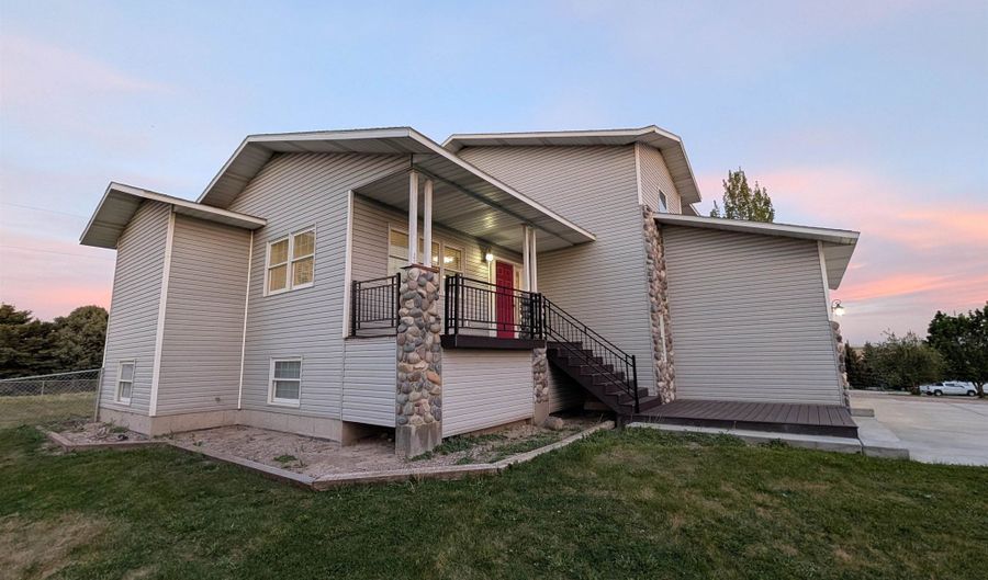 3145 Sage St, American Falls, ID 83201 - 5 Beds, 4 Bath