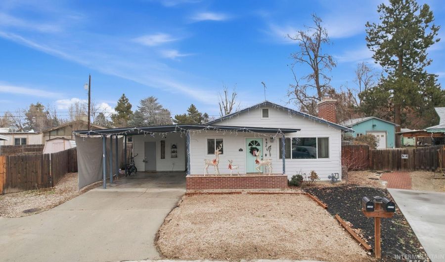 4426 W Clark Cir, Boise, ID 83705 - 3 Beds, 2 Bath