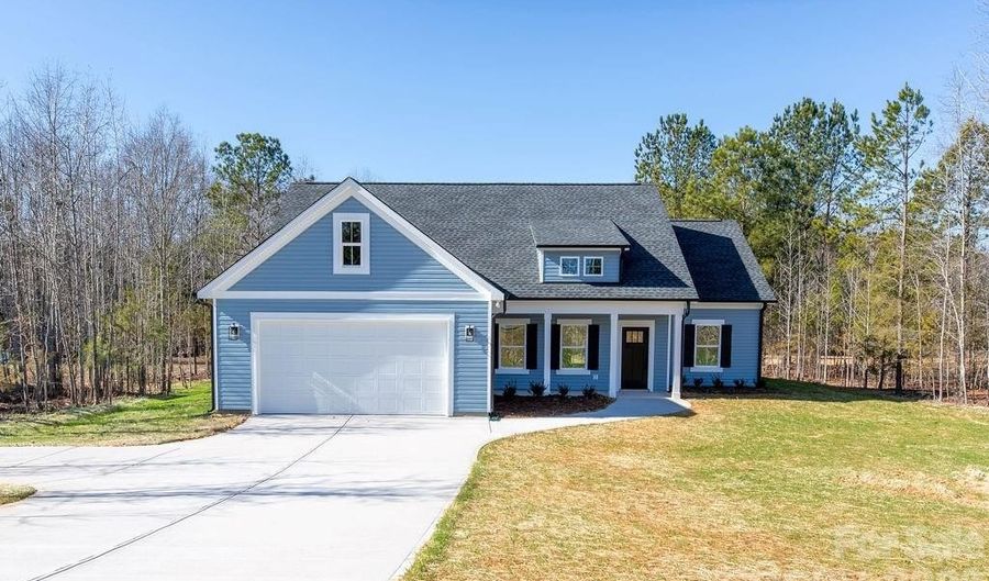 4018 Deerstone Ln, Clover, SC 29710 - 3 Beds, 2 Bath