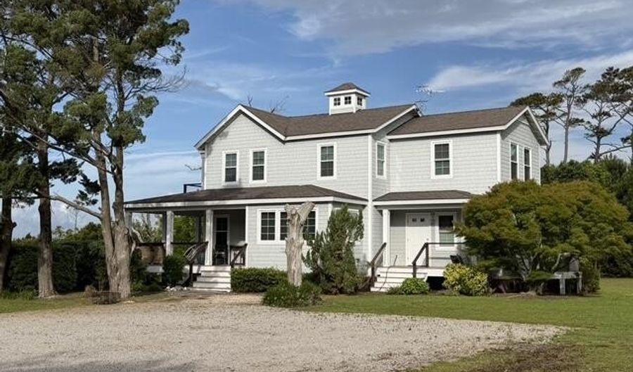 448 Seashore Dr, Atlantic, NC 28511 - 3 Beds, 3 Bath