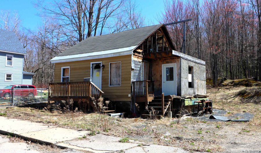 812 Kent St, Berlin, NH 03570 - 0 Beds, 0 Bath