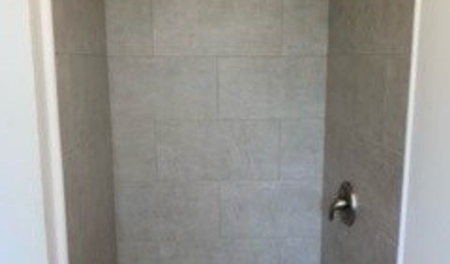 574 Lauiki St 6, Honolulu, HI 96826 - 1 Beds, 1 Bath