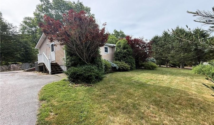 1 Edgewood Ave, Hopkinton, RI 02804 - 3 Beds, 4 Bath