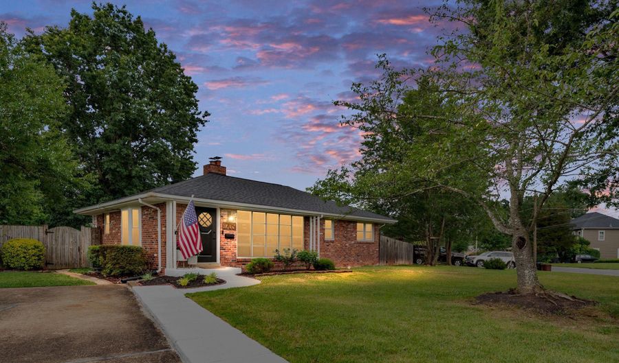 1705 BALTIMORE Rd, Alexandria, VA 22308 - 3 Beds, 1 Bath