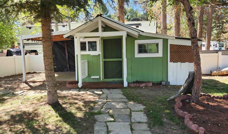 514 W30/W32 Sawyer St W30/32, Cascade, ID 83611 - 2 Beds, 2 Bath