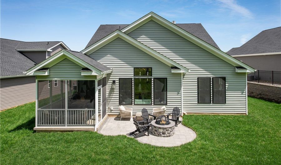 264 Freedom Ln Hancock, Allison Park, PA 15101 - 2 Beds, 0 Bath