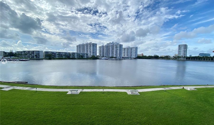 2949 Point East Dr B305, Aventura, FL 33160 - 1 Beds, 1 Bath