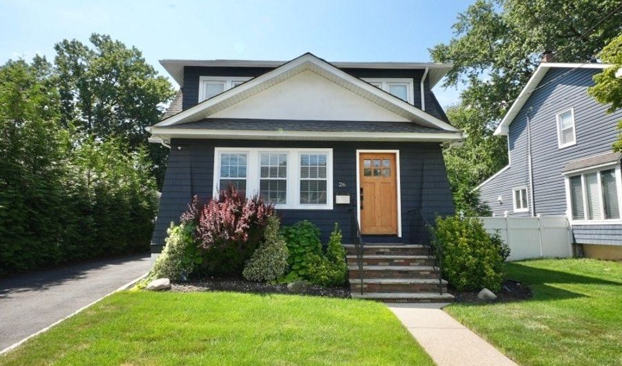 26 Oneil St, Bergenfield, NJ 07621 - 3 Beds, 3 Bath