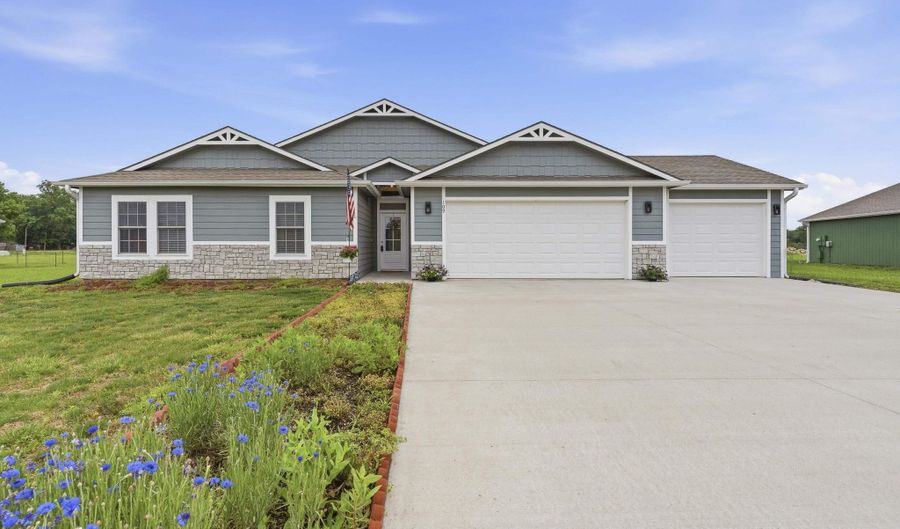109 Mill Valley St, Alma, KS 66401 - 4 Beds, 2 Bath