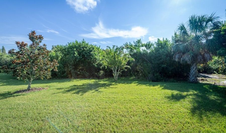 6417 BLUE SAIL Ln, Apollo Beach, FL 33572 - 3 Beds, 3 Bath