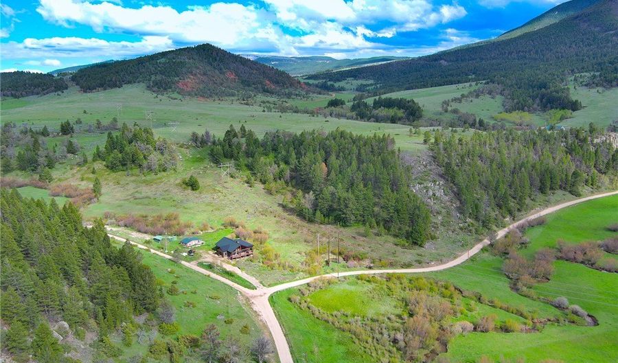 6 N Fork Sage Creek Rd, Bridger, MT 59014 - 4 Beds, 3 Bath