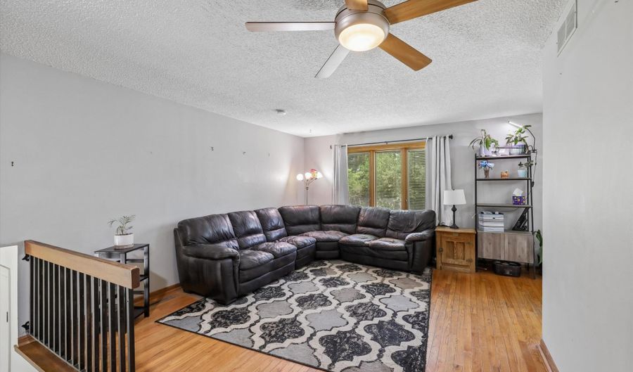 619 Crystal St, Ames, IA 50010 - 4 Beds, 2 Bath