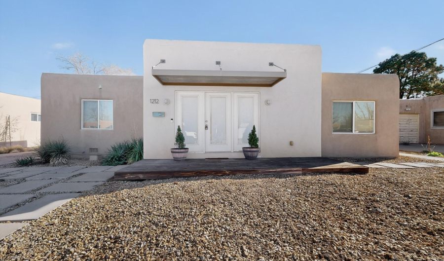 1212 Calle Del Sol NE, Albuquerque, NM 87106 - 4 Beds, 2 Bath