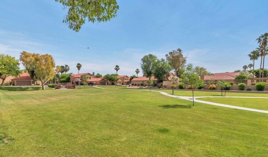 4645 W Ivanhoe St, Chandler, AZ 85226 - 3 Beds, 3 Bath