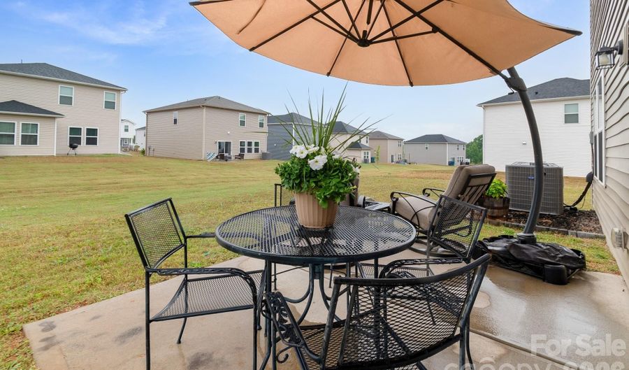 1006 Jeffery Dean Ct, Albemarle, NC 28001 - 3 Beds, 3 Bath