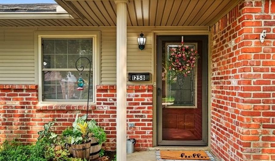 1258 Guinn Ln, Bartlesville, OK 74006 - 4 Beds, 2 Bath